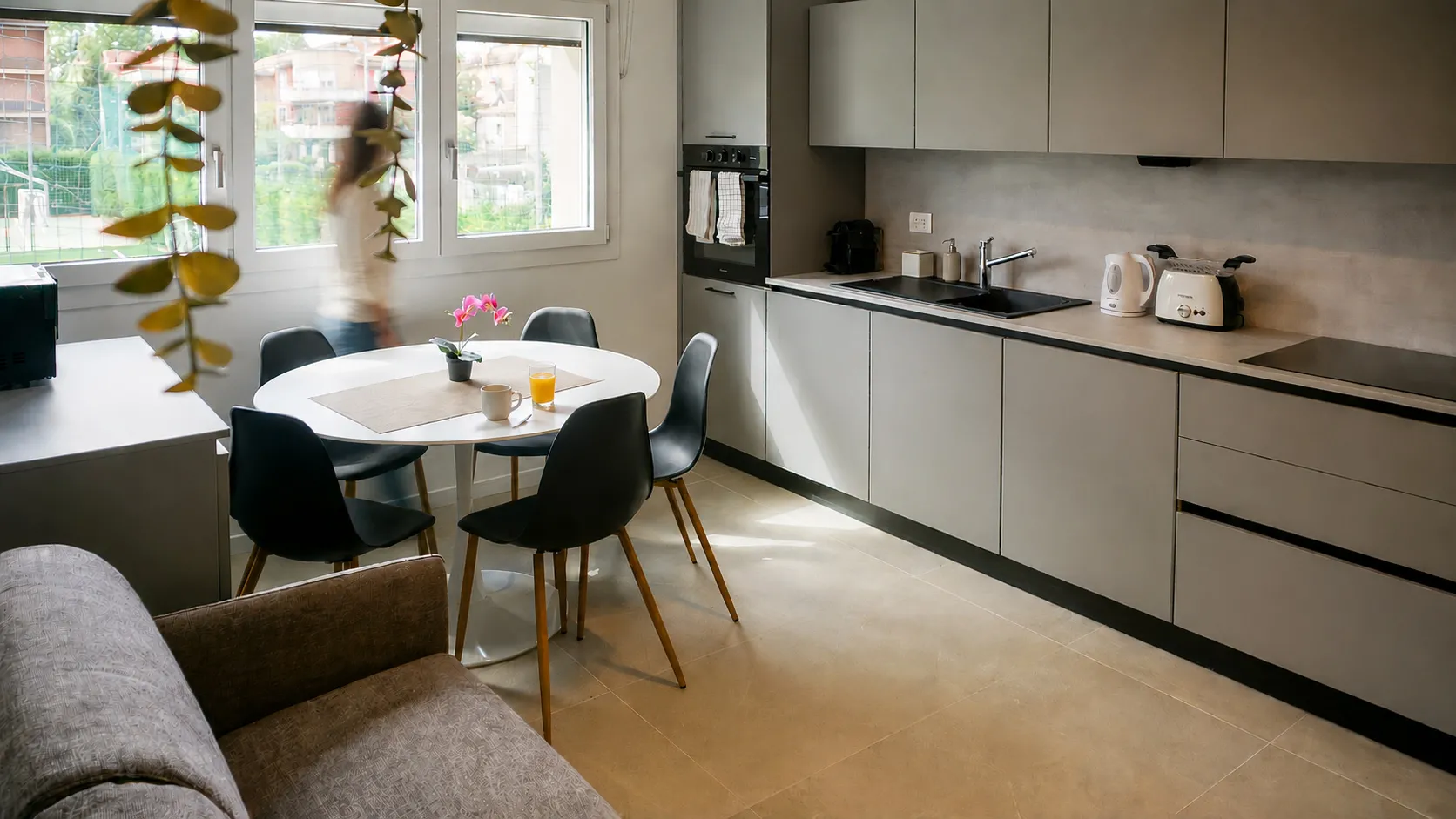 Suite Dorsoduro: open-plan kitchen, one of the Vite Rossa Home apartments in Mestre